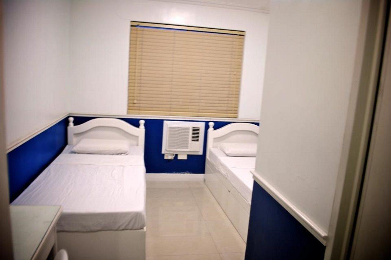 Cebu Fiesta Business Suites Екстер'єр фото